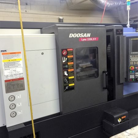 DOOSAN-LYNX 220LSY-4931