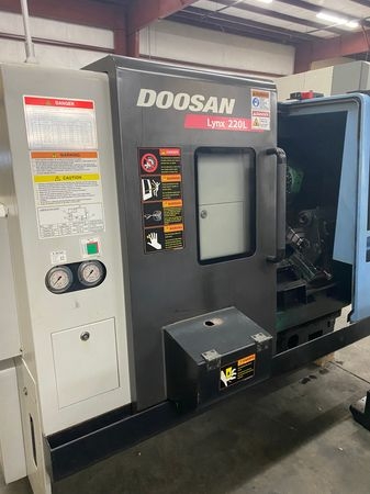 DOOSAN-LYNX 220LC-6662