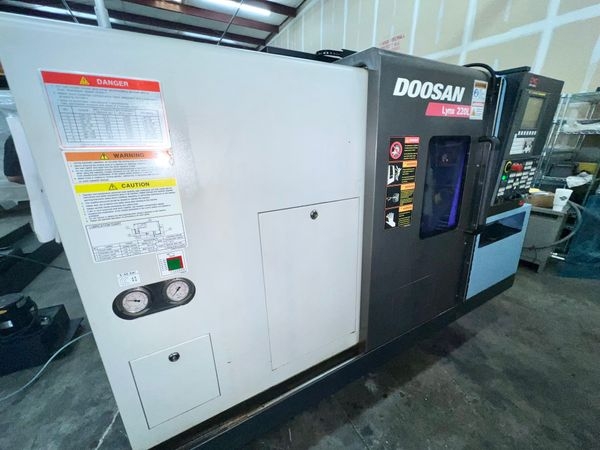 DOOSAN-LYNX 220LC-6681