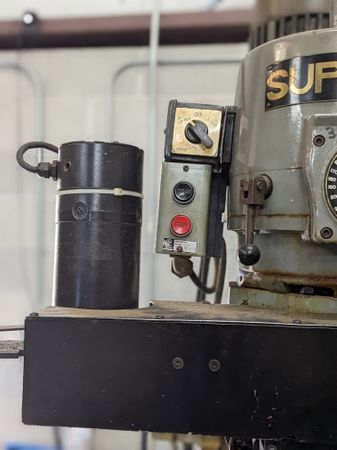 SUPERMAX-YCM 1 1/2 V4-6291