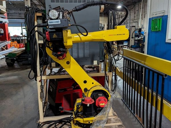 FANUC-ARC MATE 120IB-8372