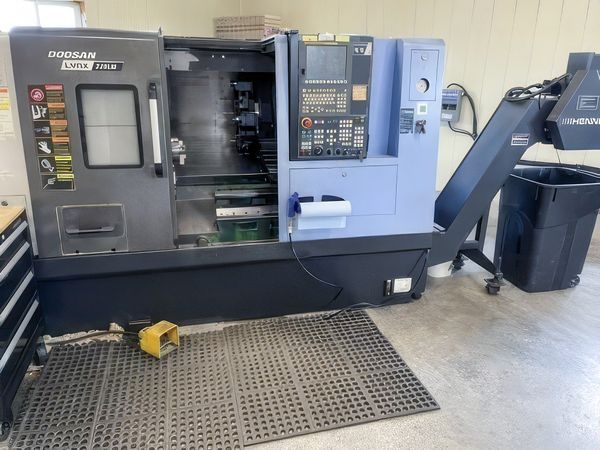 DOOSAN-LYNX 220LMA-11064