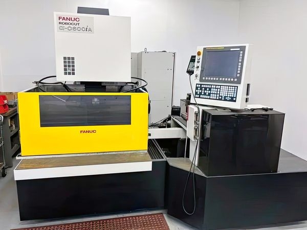 FANUC-ROBOCUT ALPHA C600IA-12336