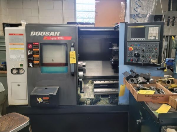 DOOSAN-LYNX 220LC-14630