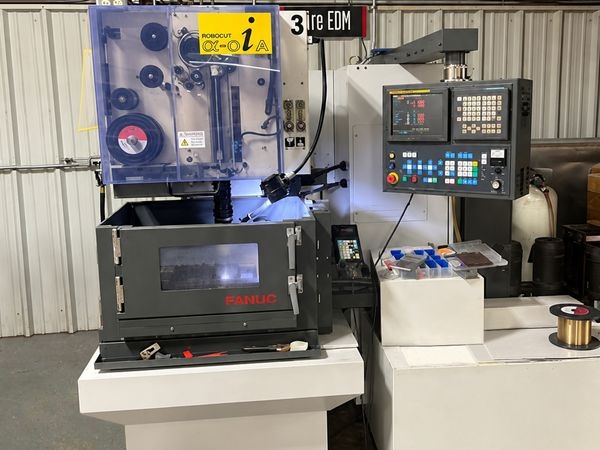 FANUC-ROBOCUT ALPHA 0iA-16325