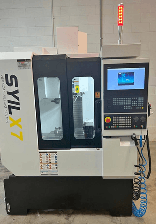 SYIL-X7-16552