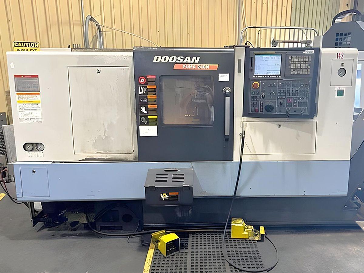 DOOSAN PUMA 240MC #n5V9EuhBTaXTgWKc4YfakY1LH