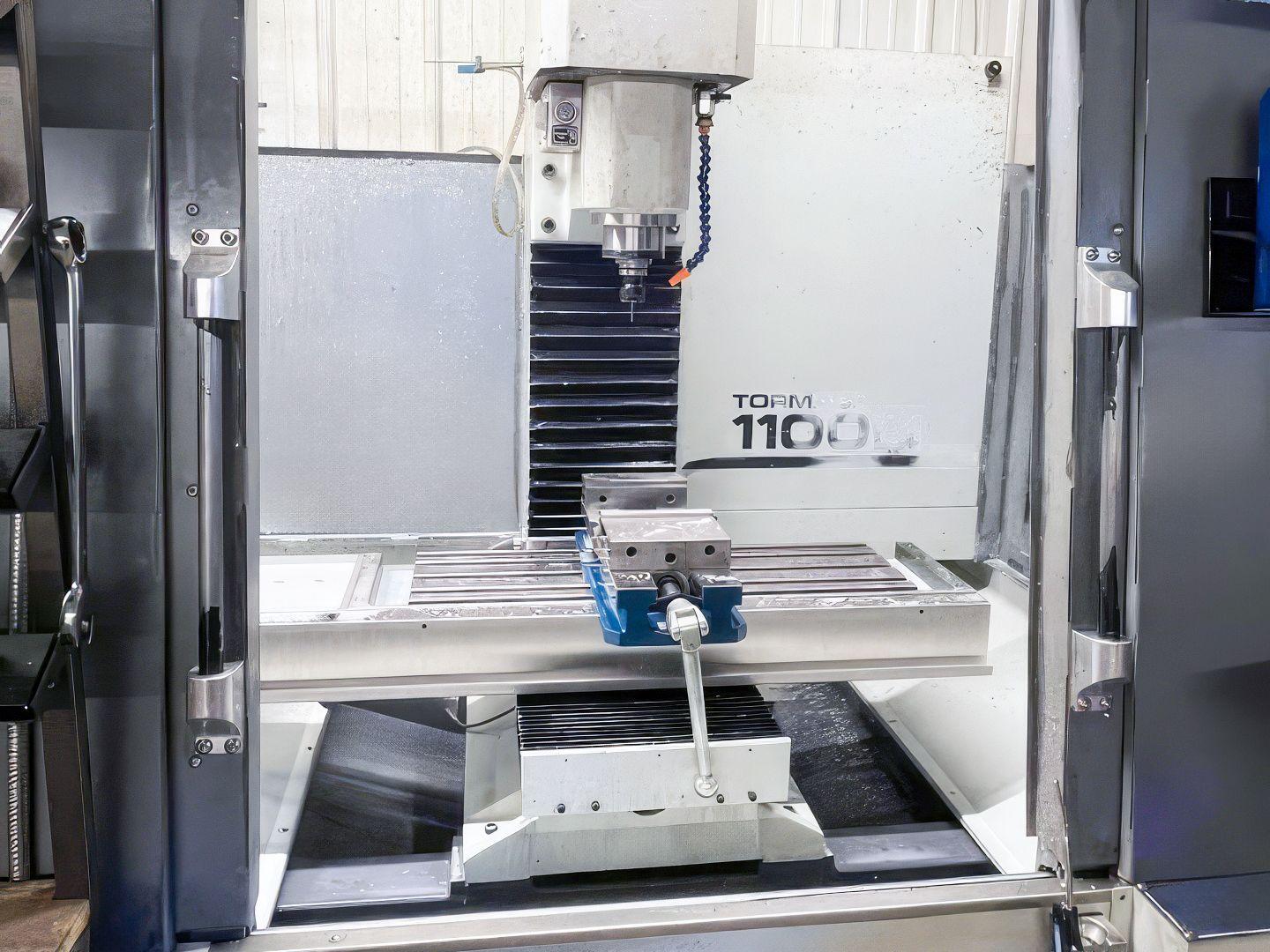 TORMACH 1100M #c2t6AhE2U34EiNniUylgZM9EV