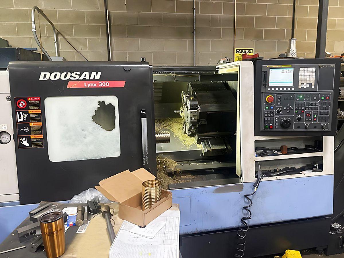 DOOSAN LYNX 300 #OZrNKEOX1J4nJ8S4t3yvixV1q