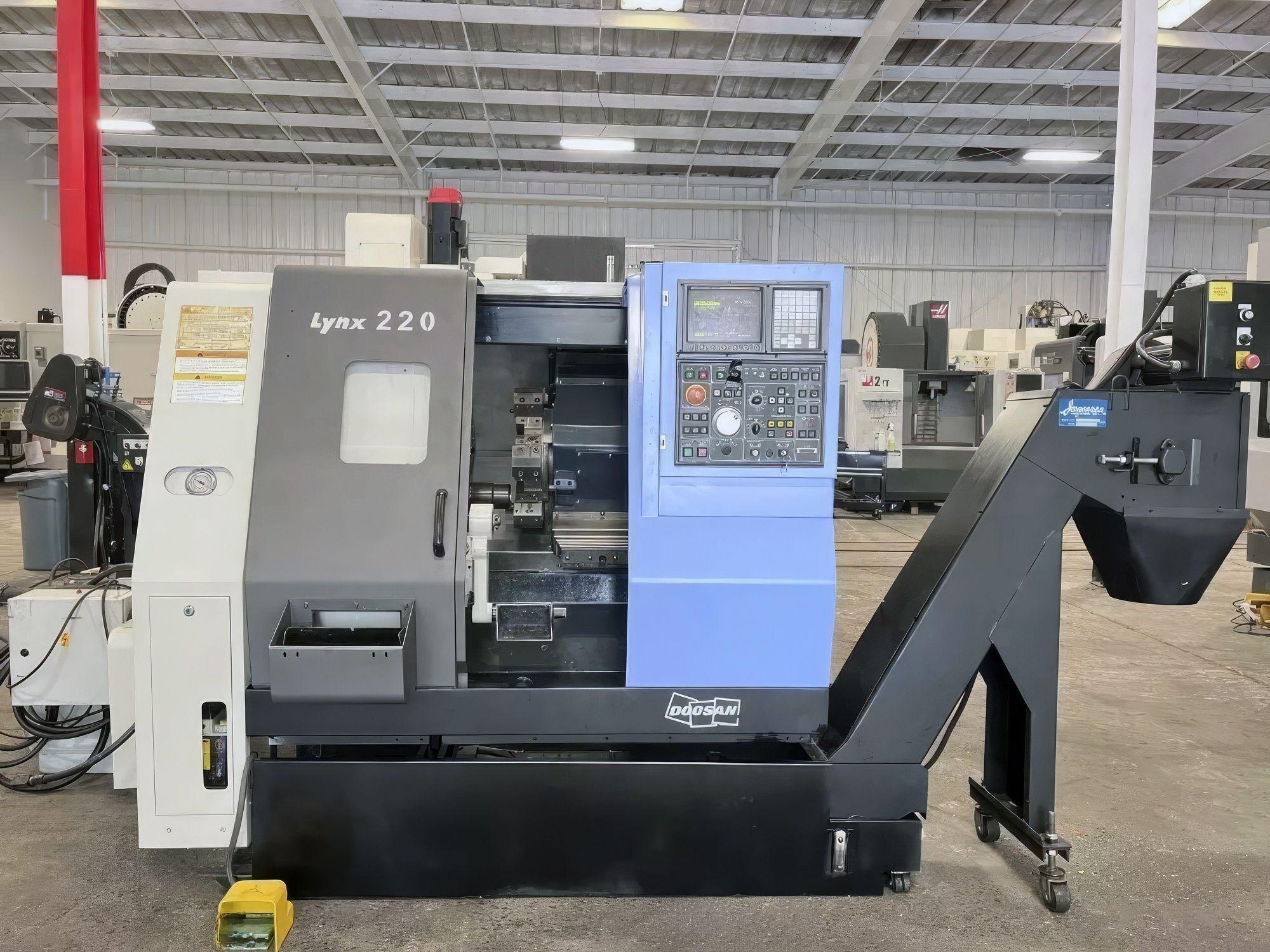 DOOSAN LYNX 220A #9aMae2yQvOR4xyK5xYnwPlELC