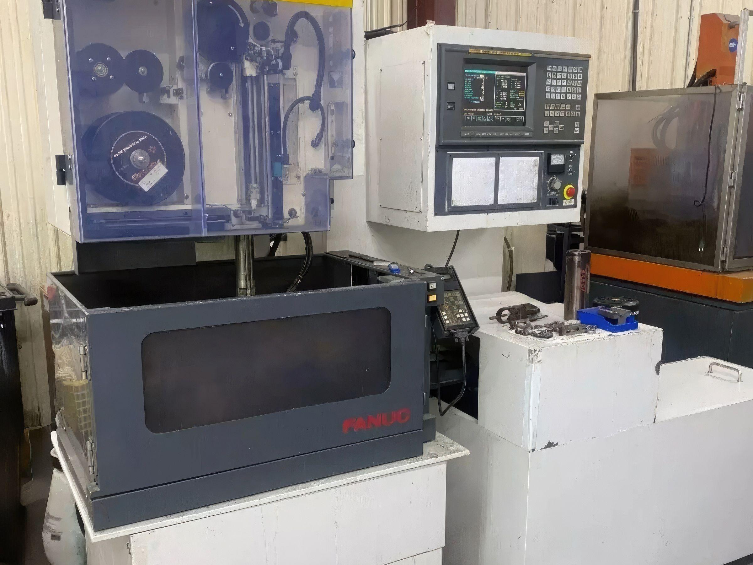 FANUC ROBOCUT #M2FQByBOoPAhhMcZPsxMijsk2