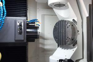 OKUMA GENOS M460V 5AX #11654