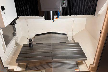 OKUMA GENOS M560V #11452