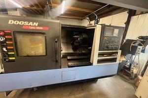DOOSAN LYNX 300M #12989