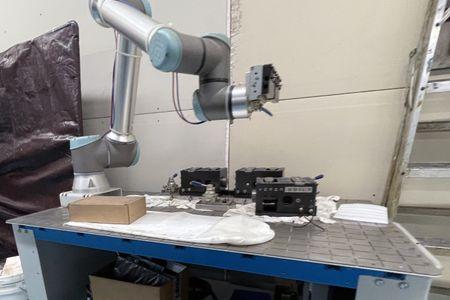UNIVERSAL ROBOTS UR10E #13930