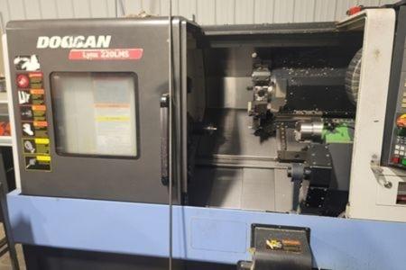 DOOSAN LYNX 220LMSA #13995