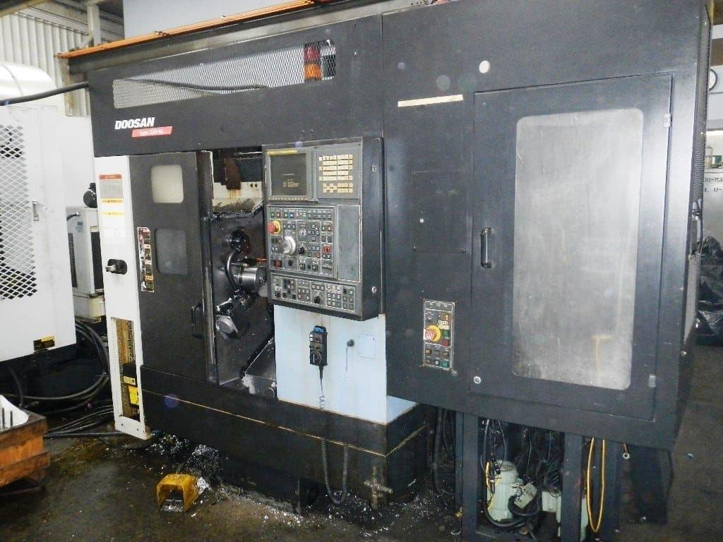 DOOSAN LYNX 220A #DMaLfyghVWqht4Y4UjpfajNJ4