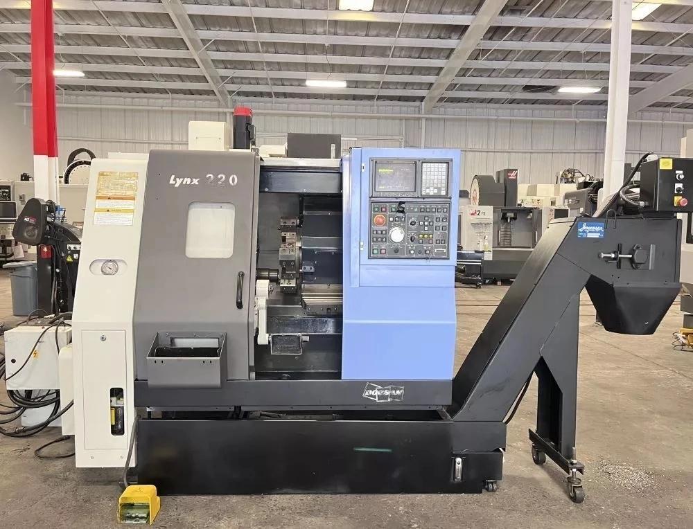 DOOSAN LYNX 220A #dSRa8x0ZgZZSMinOBo1C38hnk