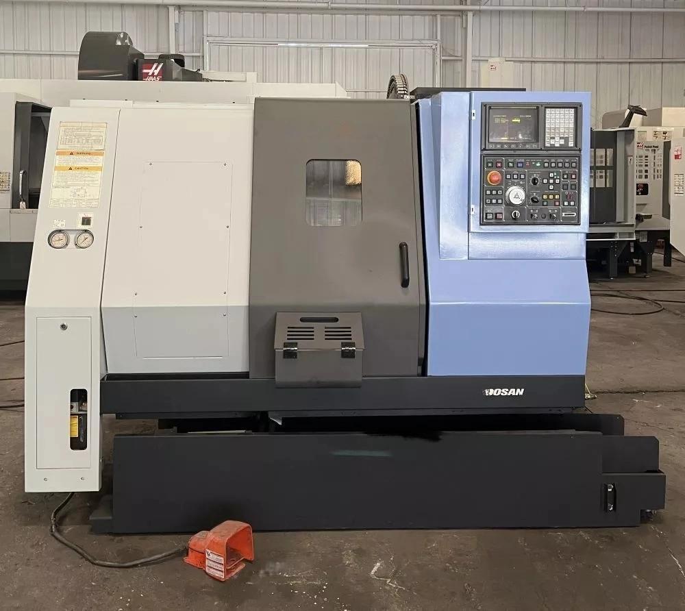 DOOSAN LYNX 220LC #lqhtMagYTebnynYM5UBYznccR