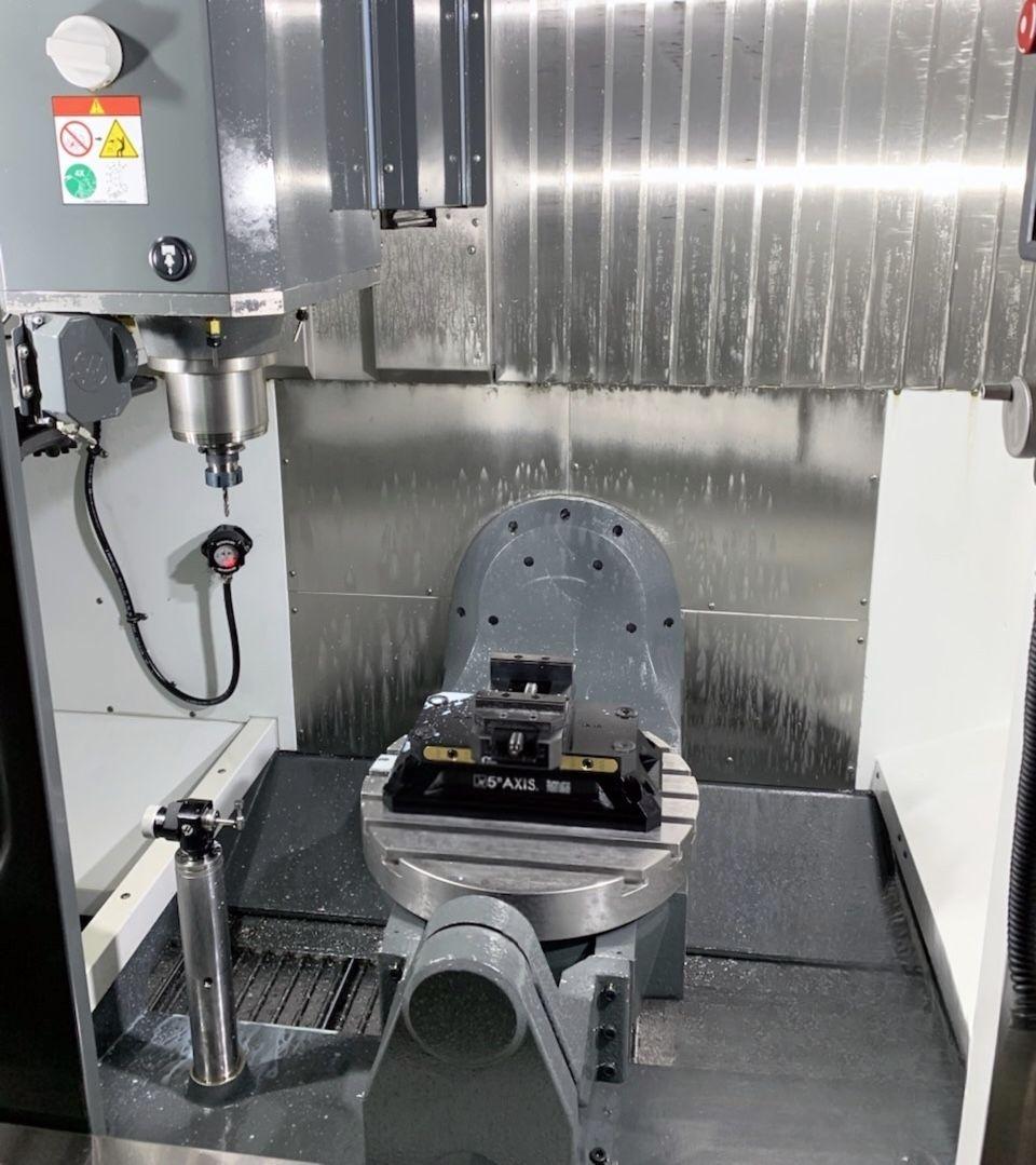 HAAS UMC750SS #qQsQAGrOyxs3kU6NfnwVnsYgw