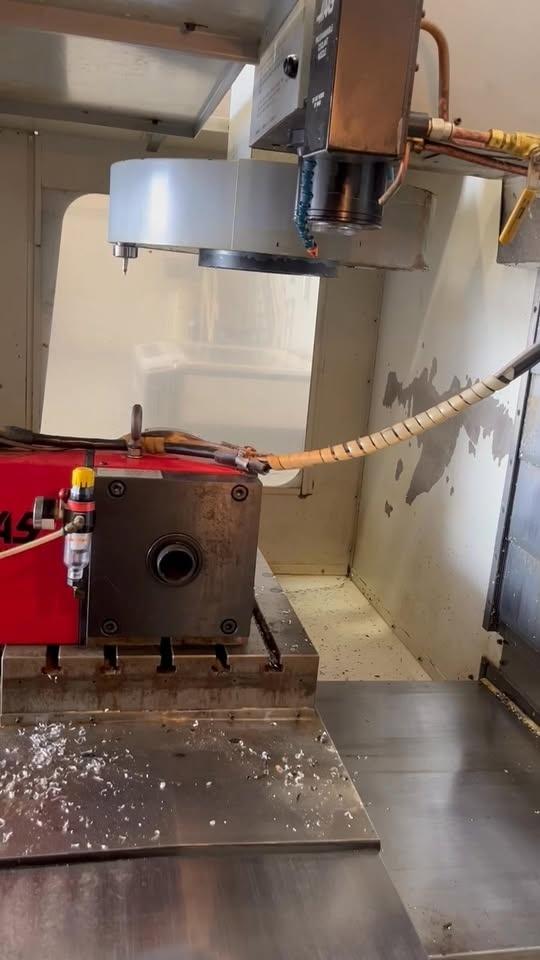 HAAS VF3 #32EDZwrkqGnpRLL4Rx4zWufPa