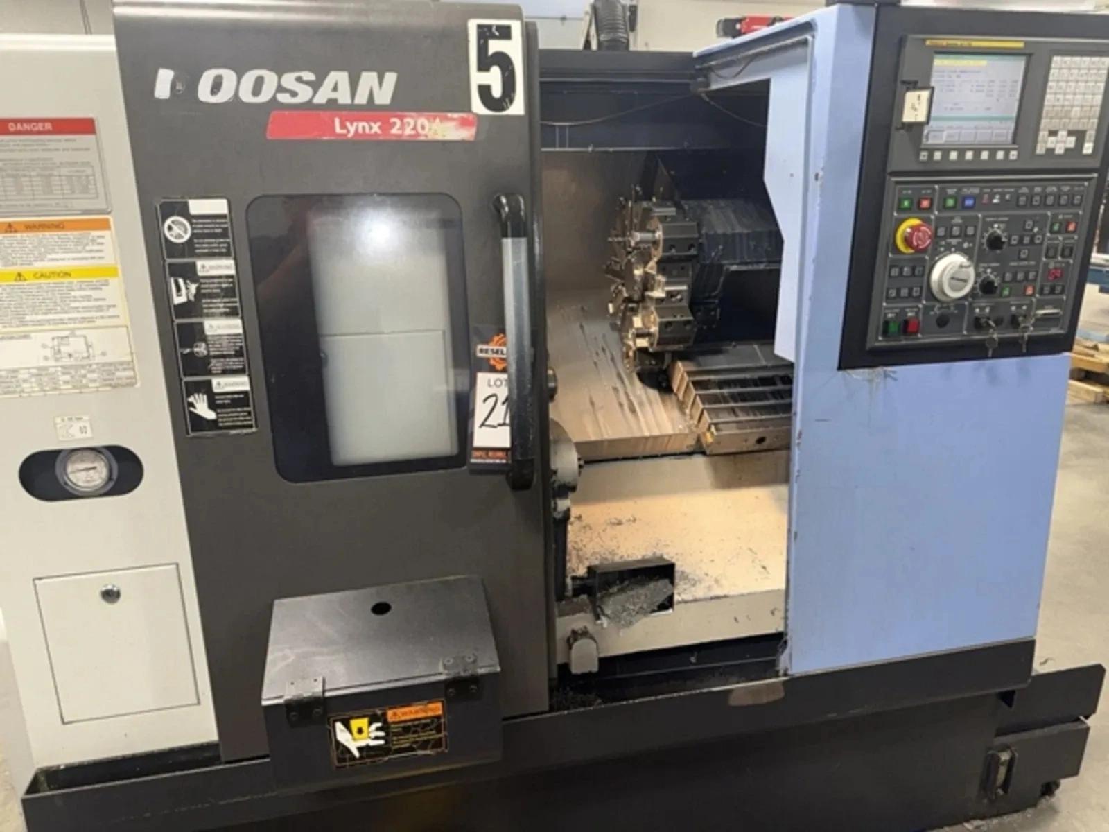 DOOSAN LYNX 220A #PseQBLFenvtpj1BBhPHGJabEj